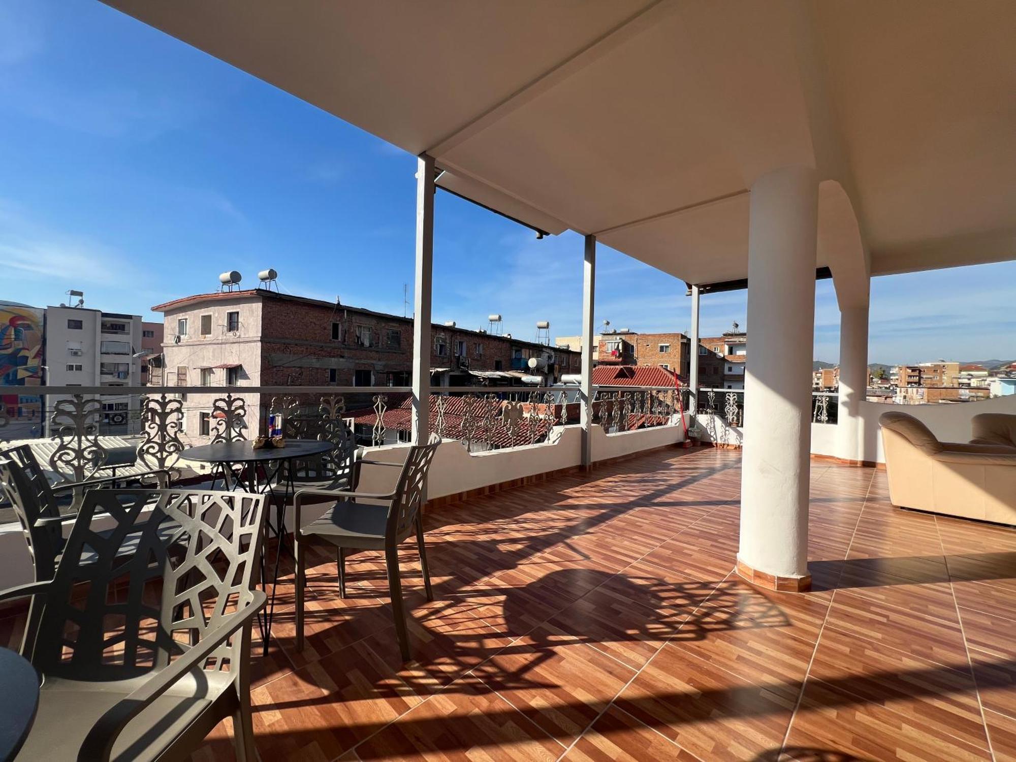 Villa Ensalv Berat - Apartment - Room - Penthouse Екстериор снимка